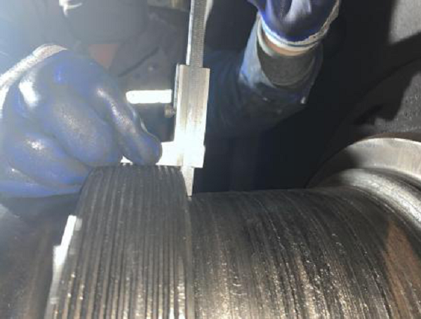 老板要求我在線修復烘缸軸承位磨損